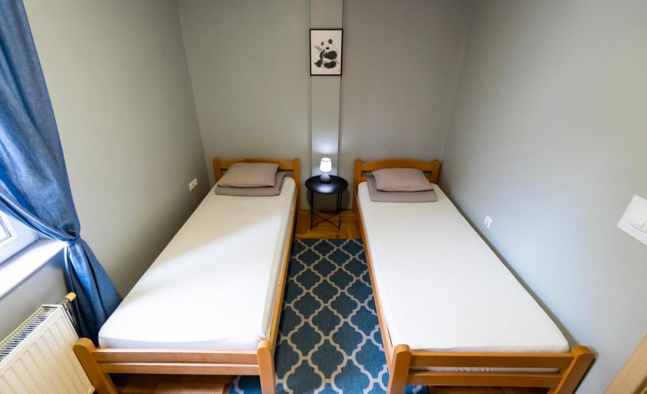 Central Fenix Apartment - Free Private Parking-Fast Wi-Fi Nowy Sad Zewnętrze zdjęcie